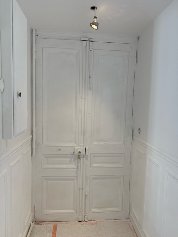 Blindage de porte 2 vantaux à Paris 11 (Temple) — avant