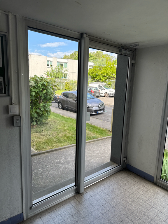 Porte de hall Picard sur mesure à Gennevilliers — clavier codé et badge — avant